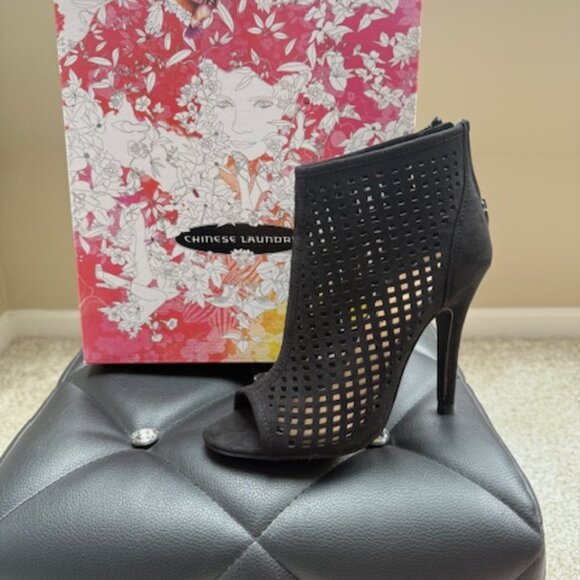 Chinese Laundry Suede High Heel Ankle Bootie with Open Toe Black Size 6 - Picture 1 of 6